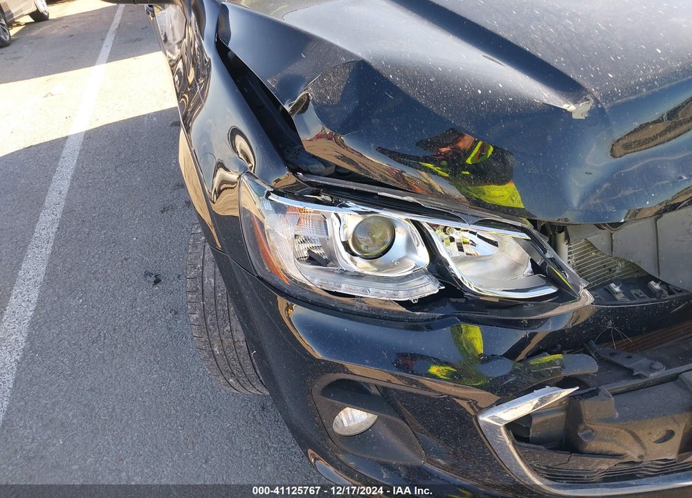 2020 CHEVROLET SONIC VIN: 1G1JD6SB0L4137407
