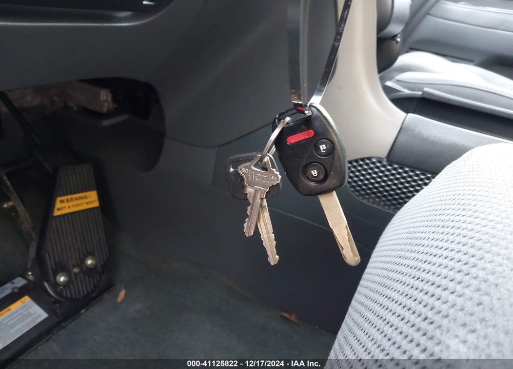 2008 HONDA PILOT SE VIN: 5FNYF28398B018182
