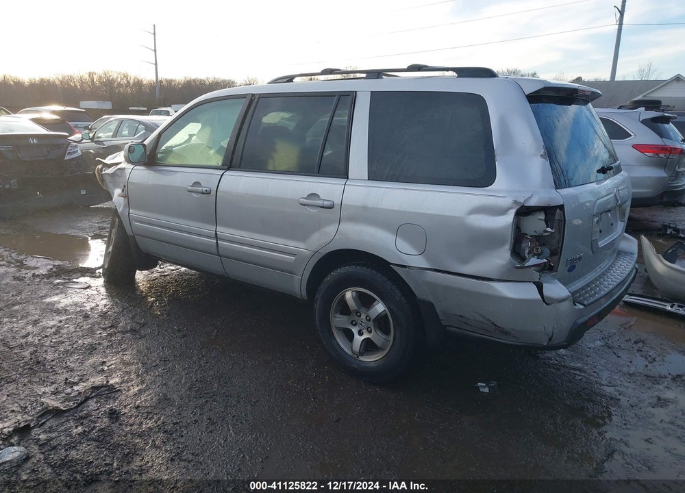 2008 HONDA PILOT SE VIN: 5FNYF28398B018182