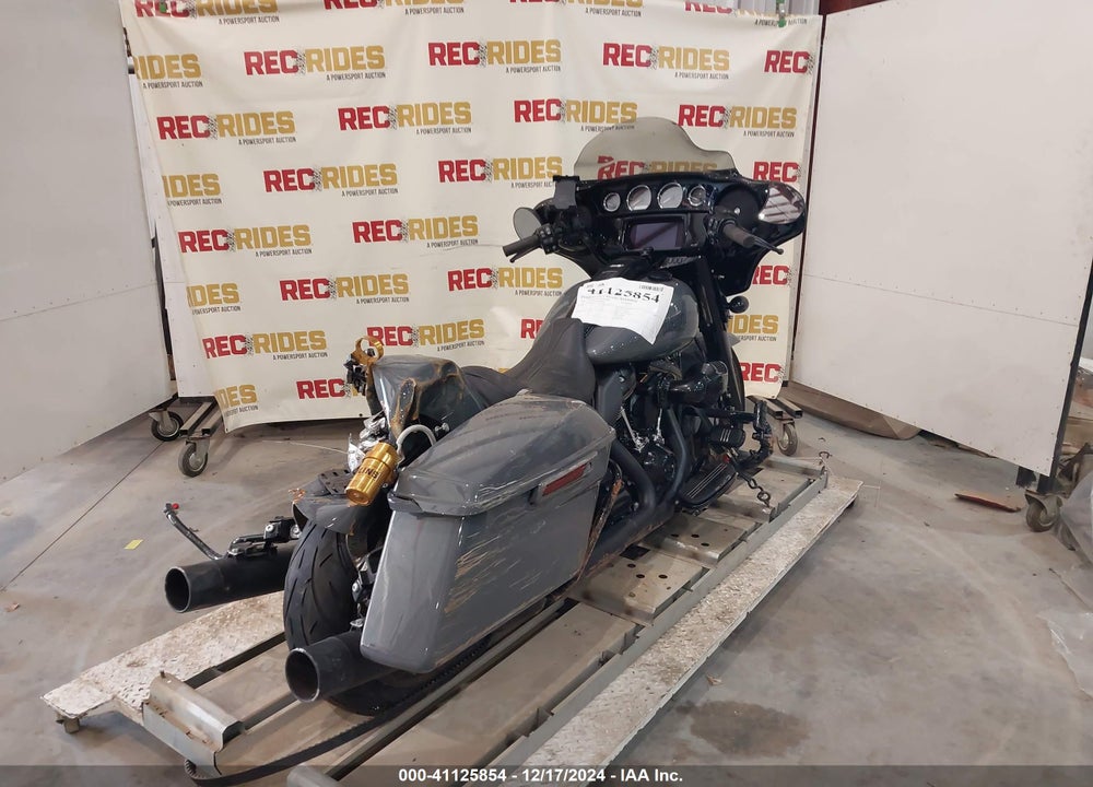 2022 HARLEY-DAVIDSON FLHXST VIN: 1HD1ABL1XNB657397