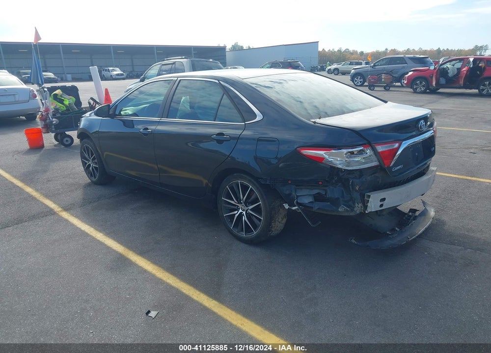 2017 TOYOTA CAMRY LE VIN: 4T1BF1FK1HU648257
