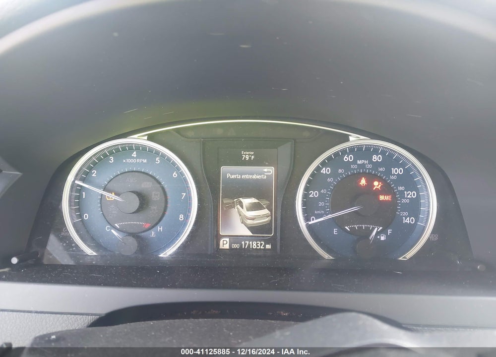 2017 TOYOTA CAMRY LE VIN: 4T1BF1FK1HU648257