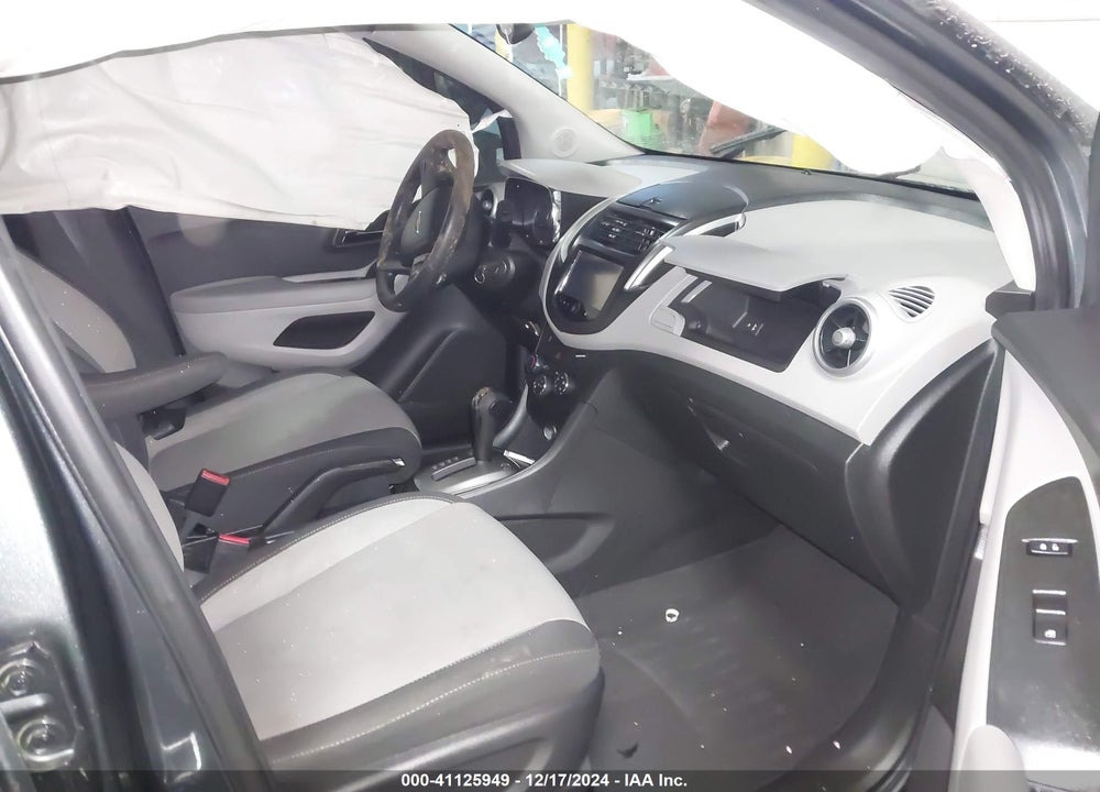 2016 CHEVROLET TRAX 1LS VIN: 3GNCJKSB5GL271368