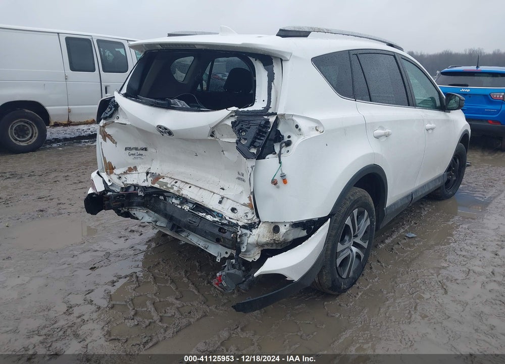 2017 TOYOTA RAV4 VIN: 2T3BFREV0HW636280