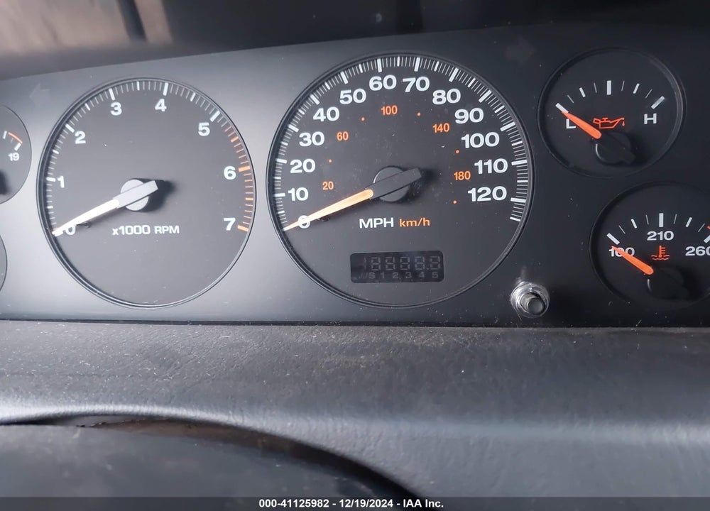 2002 JEEP GRAND CHEROKEE LAREDO VIN: 1J8GW48SX2C327512