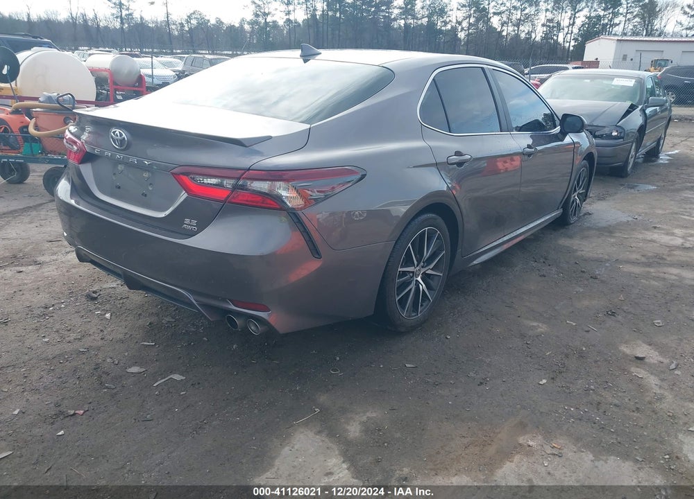 2024 TOYOTA CAMRY SE VIN: 4T1T11BK2RU115408
