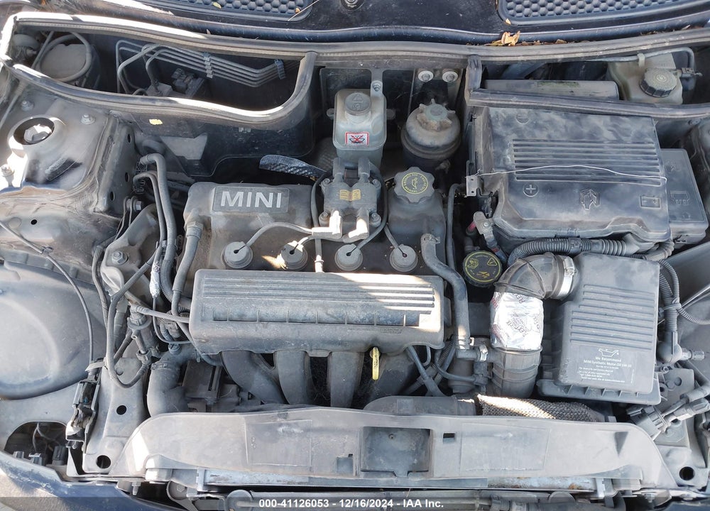 2005 MINI COOPER VIN: WMWRC33535TJ70346