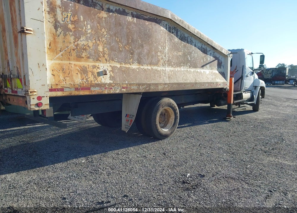 2018 HINO 268/338 VIN: 5PVNV8JT0J4S54882