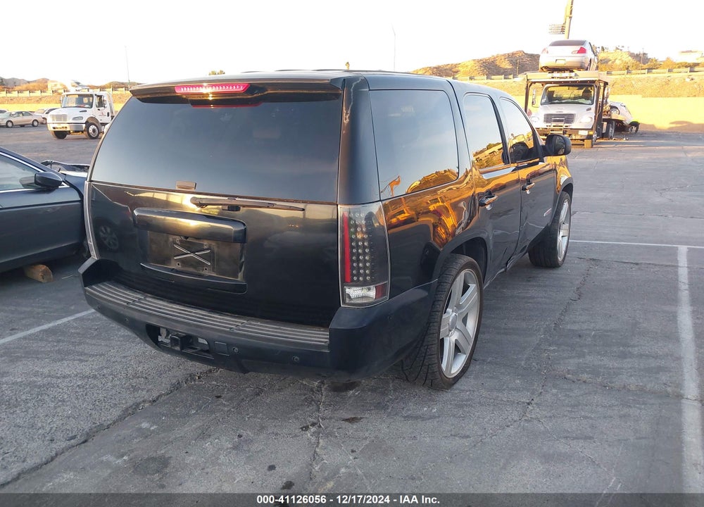 2007 CHEVROLET TAHOE LTZ VIN: 1GNFC13J57R336297