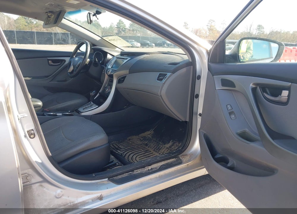 2012 HYUNDAI ELANTRA LIMITED (ULSAN PLANT) VIN: KMHDH4AE3CU418623