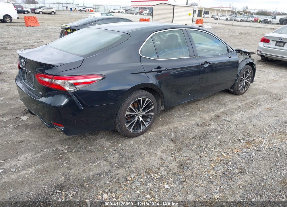 2018 TOYOTA CAMRY SE VIN: JTNB11HK0J3036770