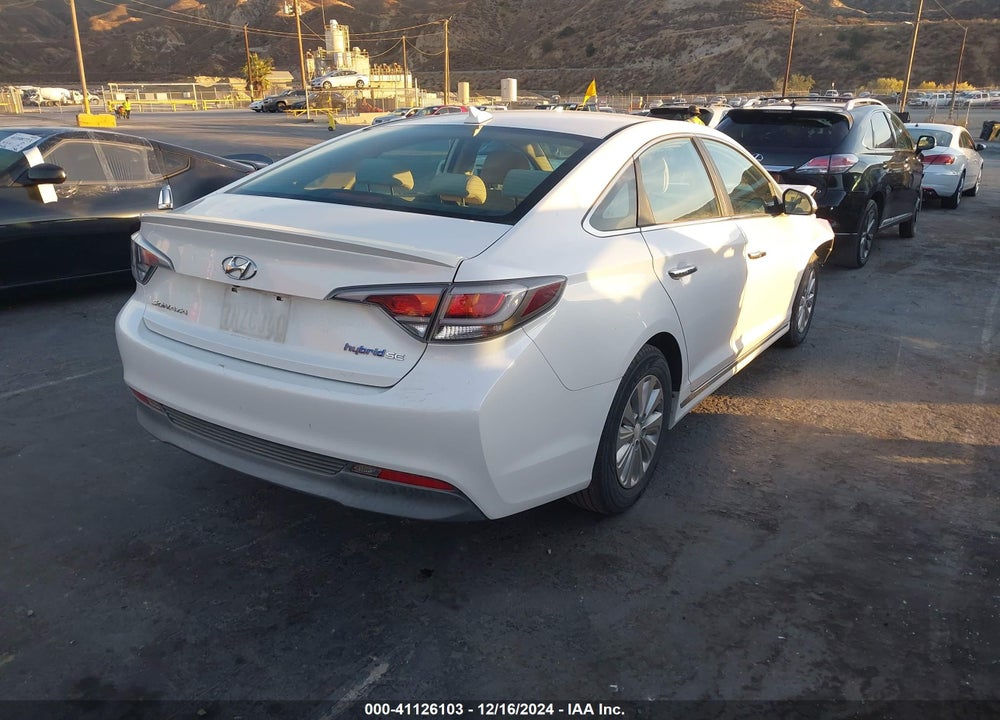 2016 HYUNDAI SONATA HYBRID SE VIN: KMHE24L18GA011615