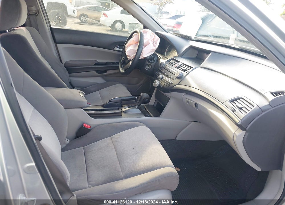 2009 HONDA ACCORD 2.4 LX-P VIN: JHMCP26479C008623