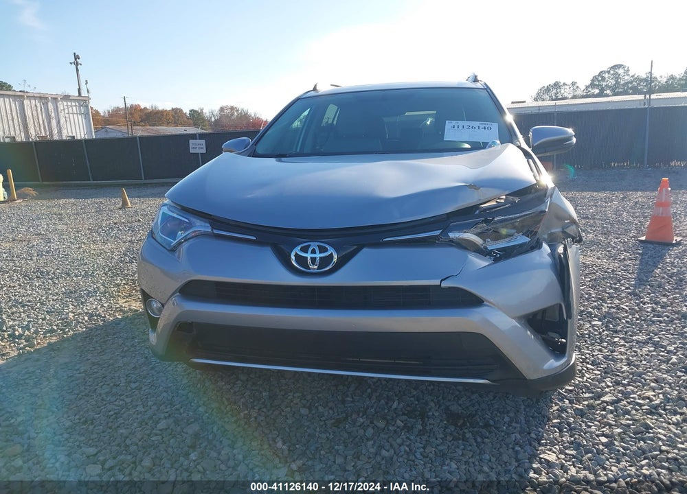 2016 TOYOTA RAV4 XLE VIN: 2T3WFREV0GW299447