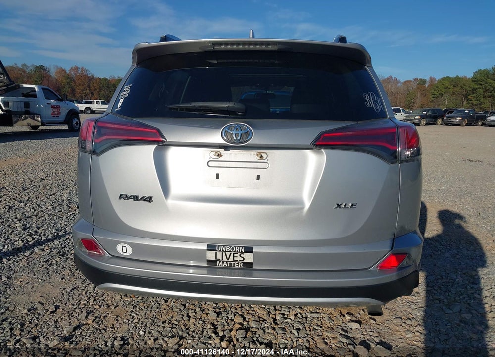 2016 TOYOTA RAV4 XLE VIN: 2T3WFREV0GW299447