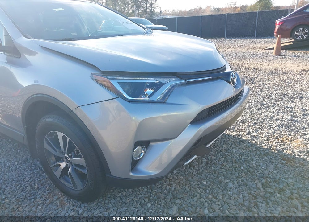 2016 TOYOTA RAV4 XLE VIN: 2T3WFREV0GW299447