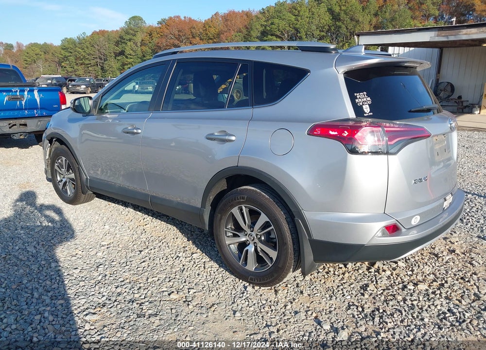 2016 TOYOTA RAV4 XLE VIN: 2T3WFREV0GW299447