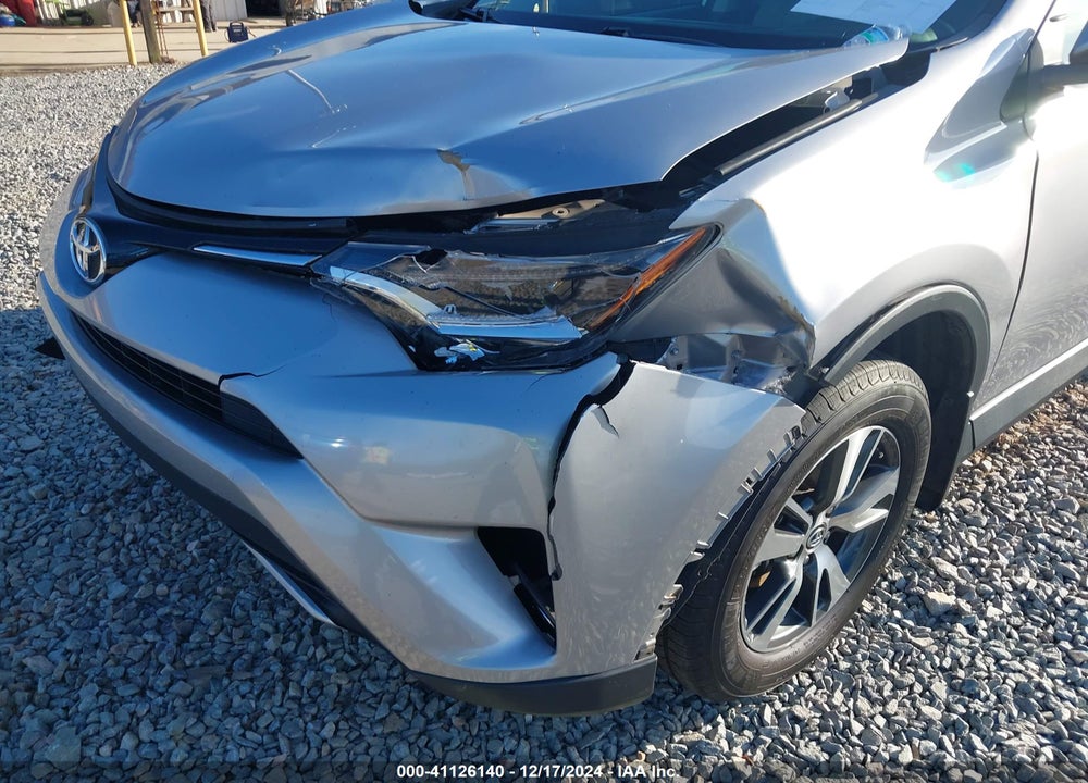 2016 TOYOTA RAV4 XLE VIN: 2T3WFREV0GW299447