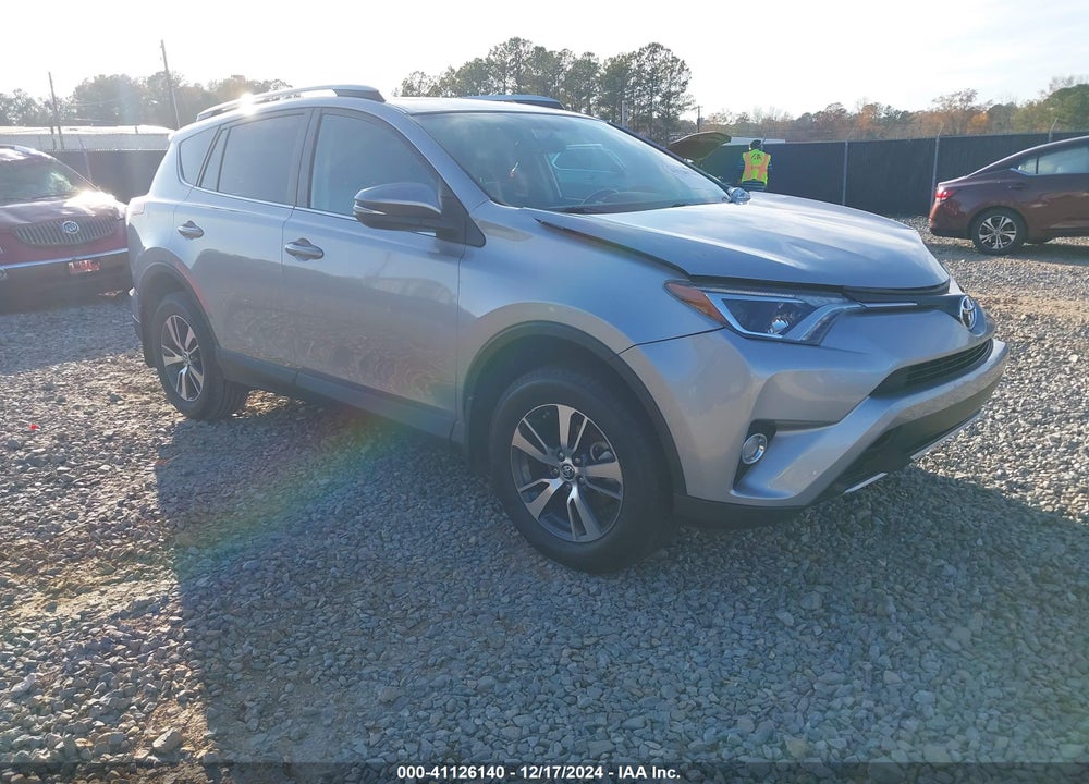2016 TOYOTA RAV4 XLE VIN: 2T3WFREV0GW299447
