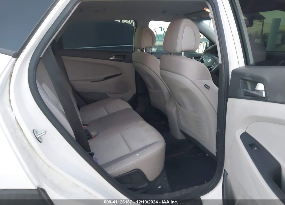 2016 HYUNDAI TUCSON ECO VIN: KM8J33A28GU228128
