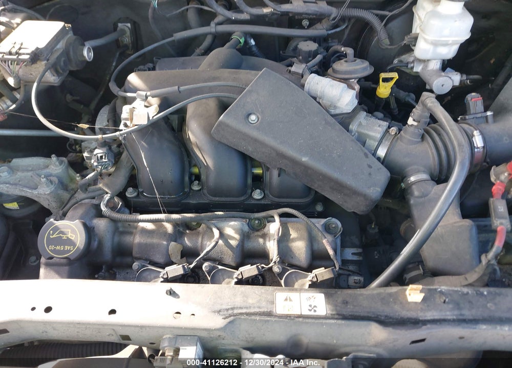2008 FORD ESCAPE LIMITED VIN: 1FMCU04158KC70180