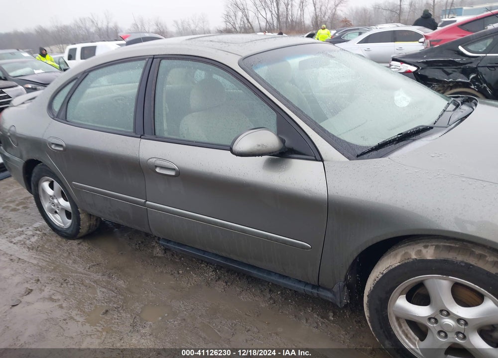 2004 FORD TAURUS SES VIN: 1FAFP55U54G124864
