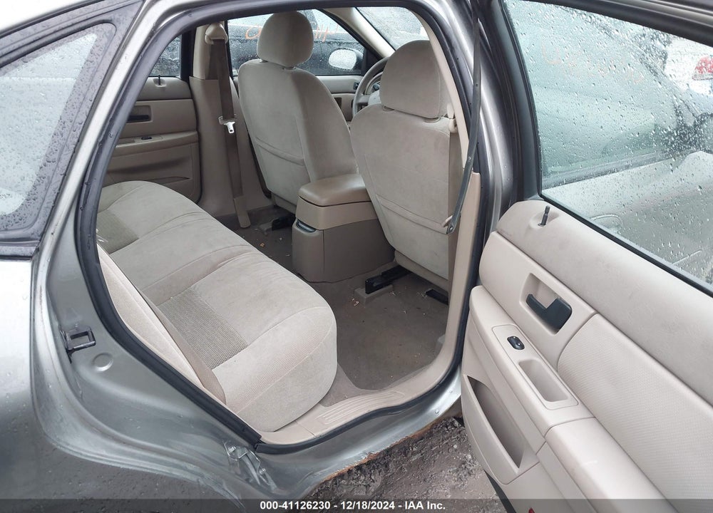 2004 FORD TAURUS SES VIN: 1FAFP55U54G124864