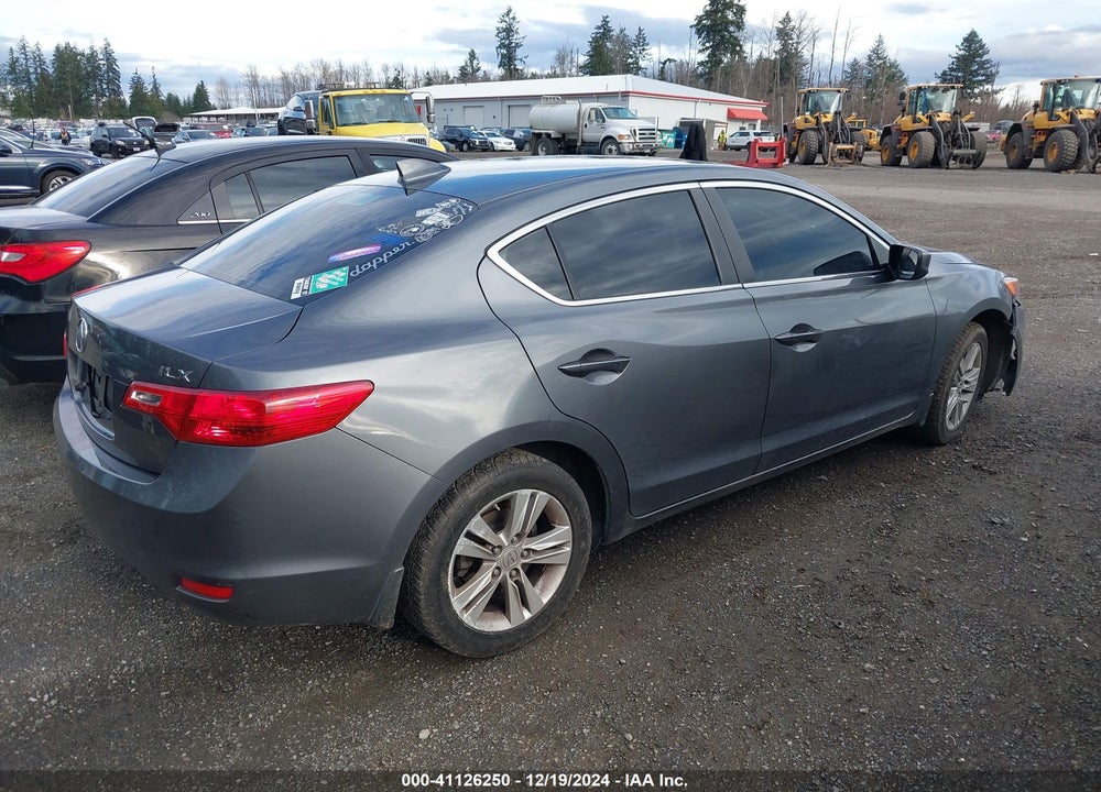 2013 ACURA ILX VIN: 19VDE1F31DE011900