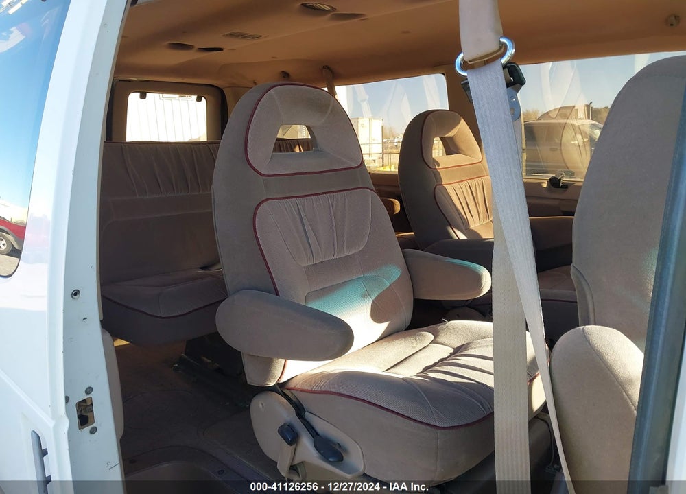 1995 FORD ECONOLINE E150 VIN: 1FMEE11H5SHA56274