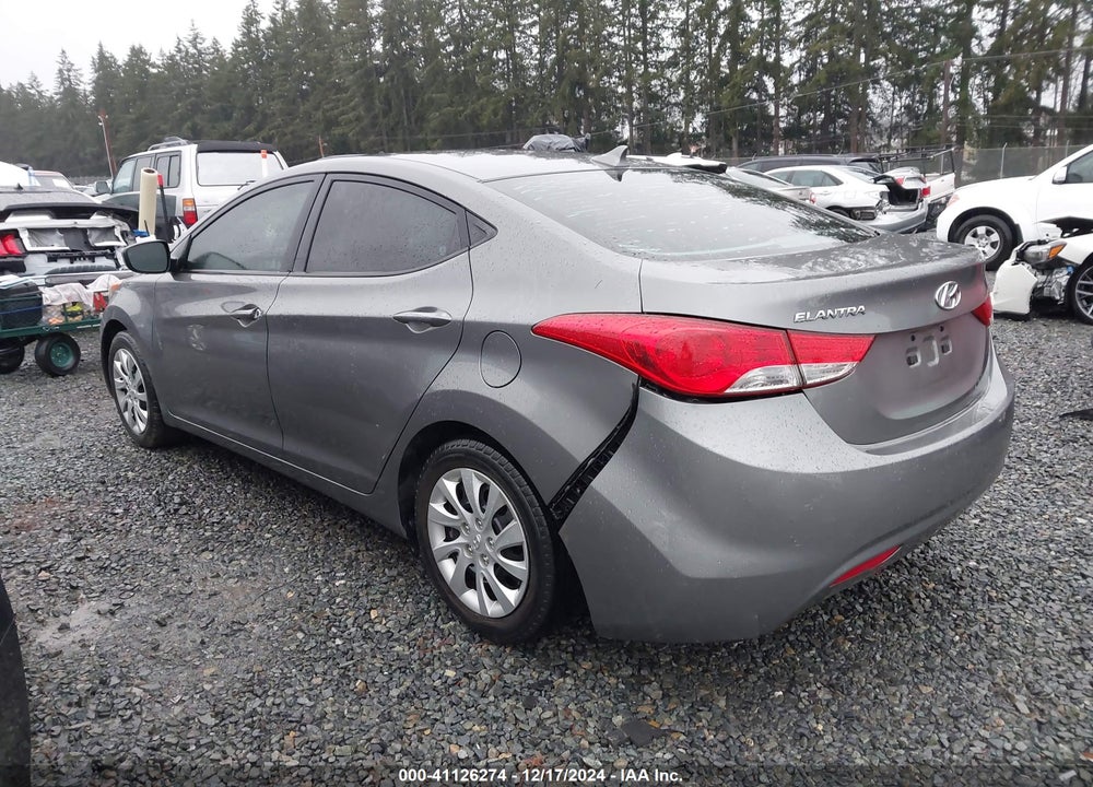 2013 HYUNDAI ELANTRA VIN: 5NPDH4AE9DH173195