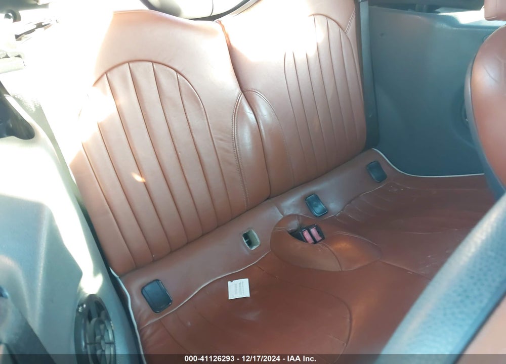 2007 MINI COOPER S VIN: WMWRH33527TL95720