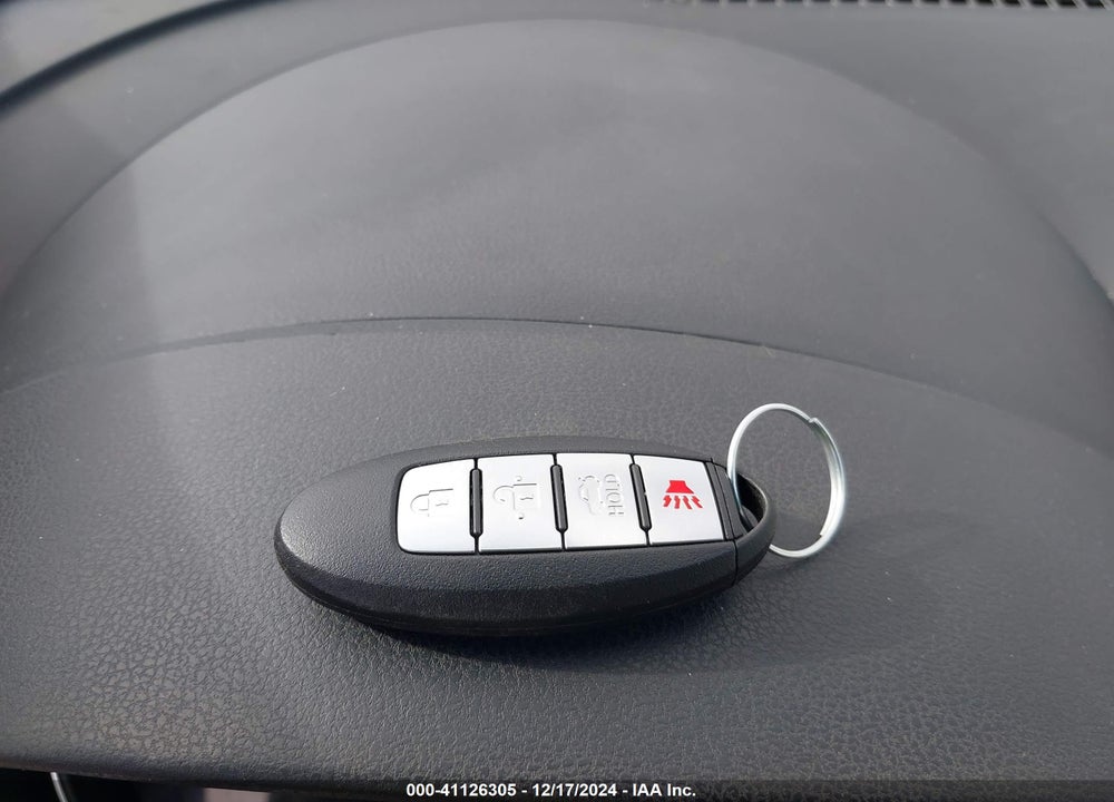 2019 NISSAN VERSA 1.6 SV VIN: 3N1CN7AP4KL807603
