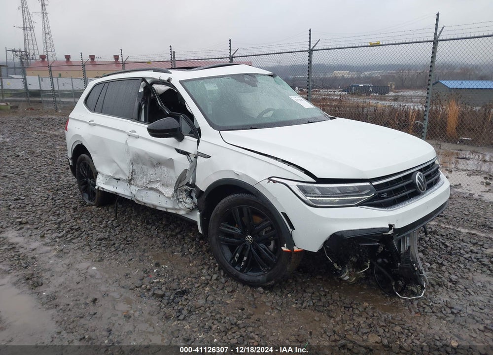 2022 VOLKSWAGEN TIGUAN 2.0T SE R-LINE BLACK VIN: 3VV8B7AX6NM039523