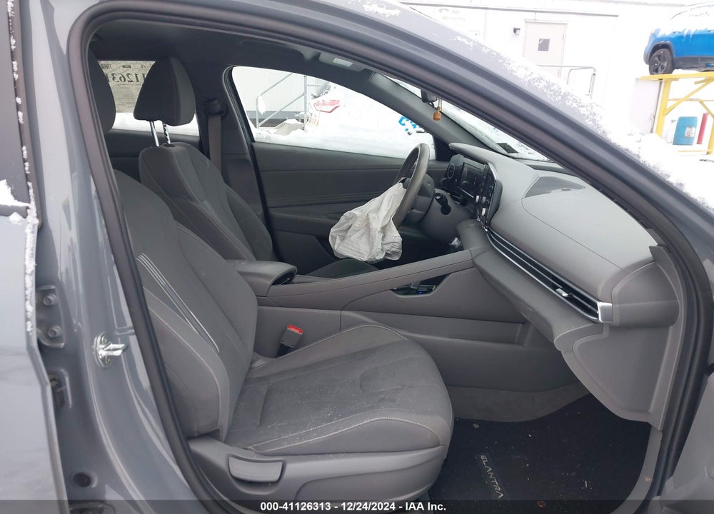 2021 HYUNDAI ELANTRA SEL VIN: KMHLS4AG5MU117075