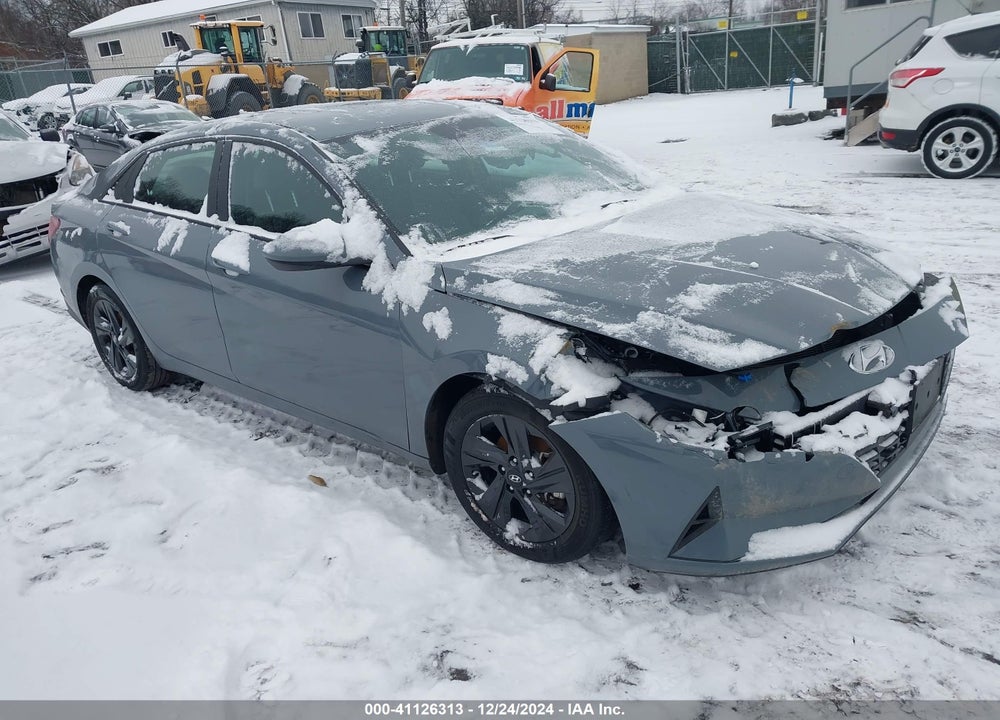 2021 HYUNDAI ELANTRA SEL VIN: KMHLS4AG5MU117075