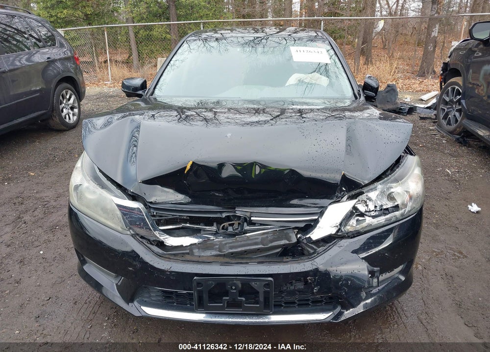 2015 HONDA ACCORD EX VIN: 1HGCR2F70FA068810