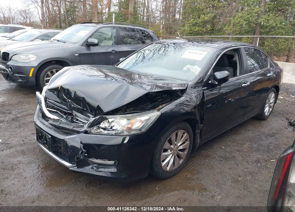 2015 HONDA ACCORD EX VIN: 1HGCR2F70FA068810