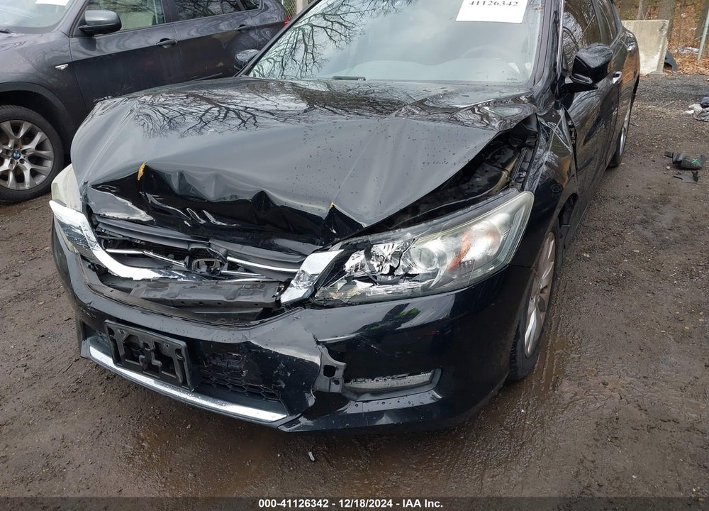 2015 HONDA ACCORD EX VIN: 1HGCR2F70FA068810