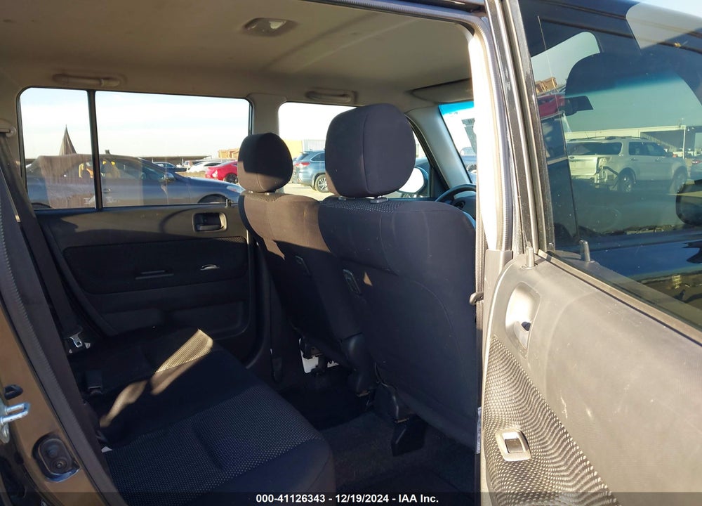 2006 SCION XB VIN: JTLKT334564037938