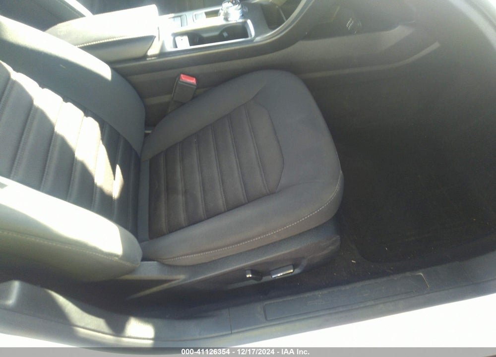 2019 FORD FUSION HYBRID SE VIN: 3FA6P0LU8KR157935