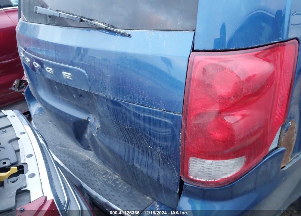 2011 DODGE GRAND CARAVAN MAINSTREET VIN: 2D4RN3DG5BR727874
