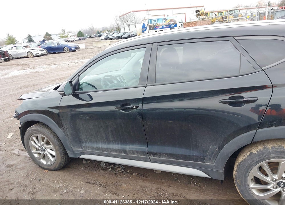 2017 HYUNDAI TUCSON SE PLUS VIN: KM8J3CA43HU469971