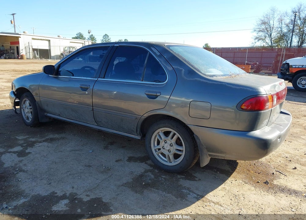 1999 NISSAN SENTRA VIN: 3N1AB41B8XL082101