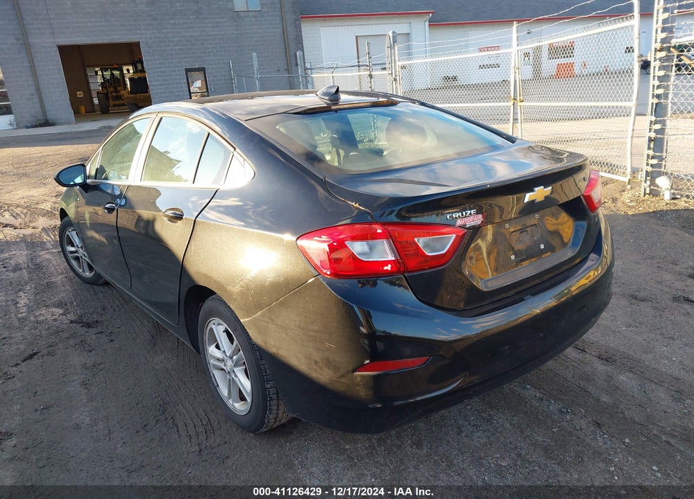 2018 CHEVROLET CRUZE LT AUTO VIN: 1G1BE5SM7J7122105