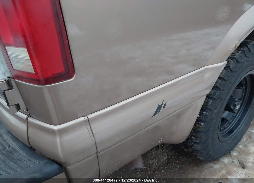2002 CHEVROLET ASTRO LS VIN: 1GNDM19X92B149128