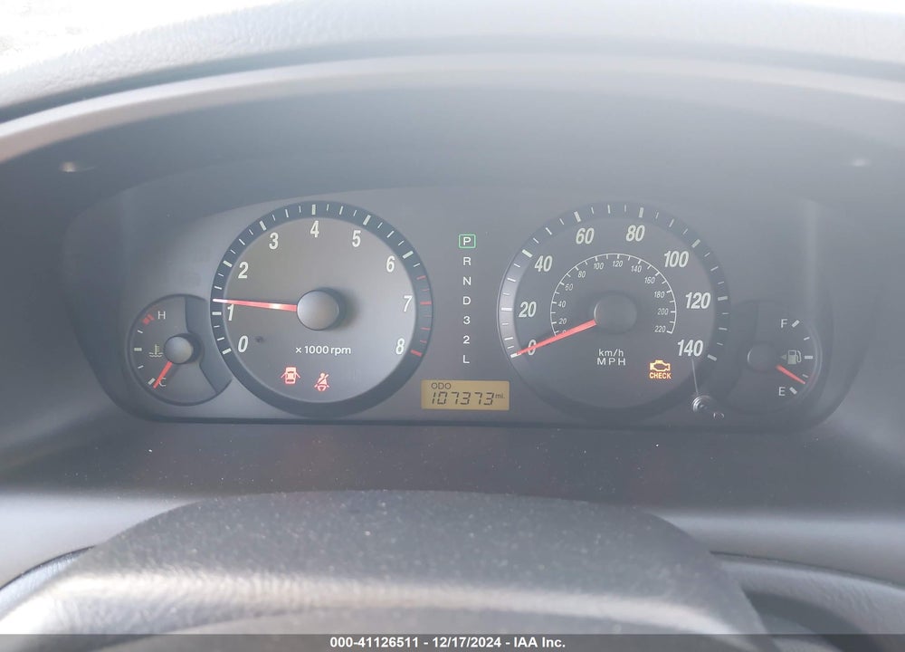 2005 HYUNDAI ELANTRA GLS/GT VIN: KMHDN46D85U102100