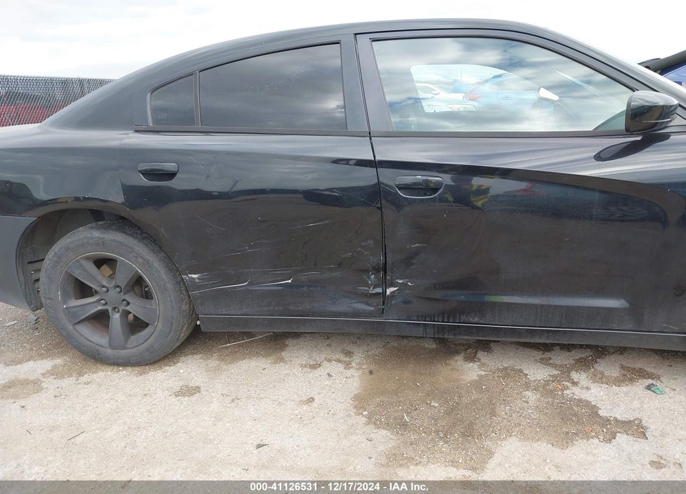 2011 DODGE CHARGER VIN: 2B3CL3CG3BH539615