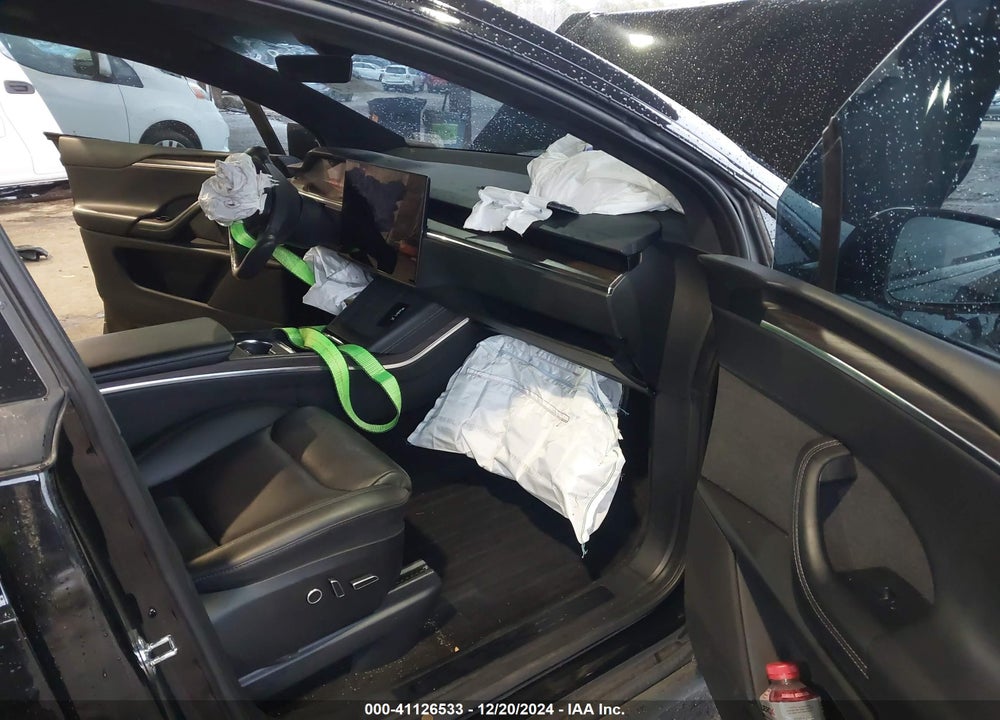 2023 TESLA MODEL X DUAL MOTOR ALL-WHEEL DRIVE/STANDARD RANGE VIN: 7SAXCBE50PF383653