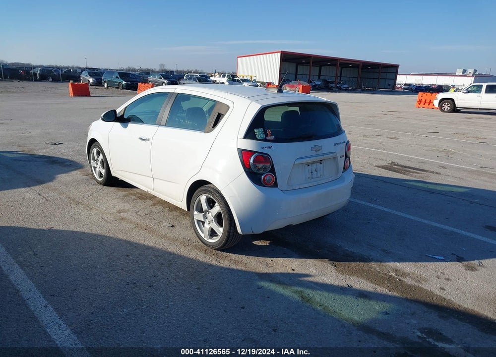 2015 CHEVROLET SONIC VIN: 1G1JE6SB8F4206104
