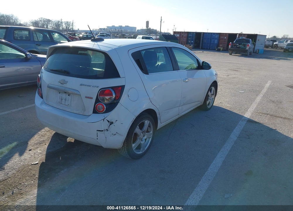 2015 CHEVROLET SONIC VIN: 1G1JE6SB8F4206104